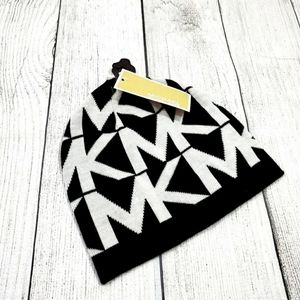 MICHAEL KORS Womens MK Logo All Over Beanie